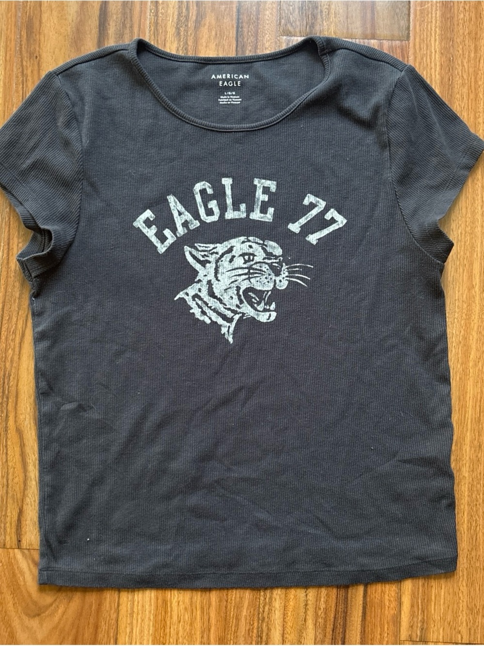 American Eagle 'Eagle 77' Black Graphic Baby Tee Size Large